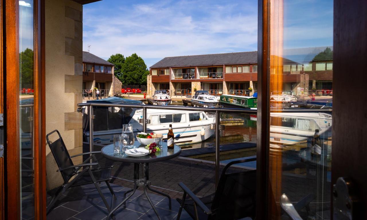 Tewitfield Marina Leilighet Carnforth Eksteriør bilde