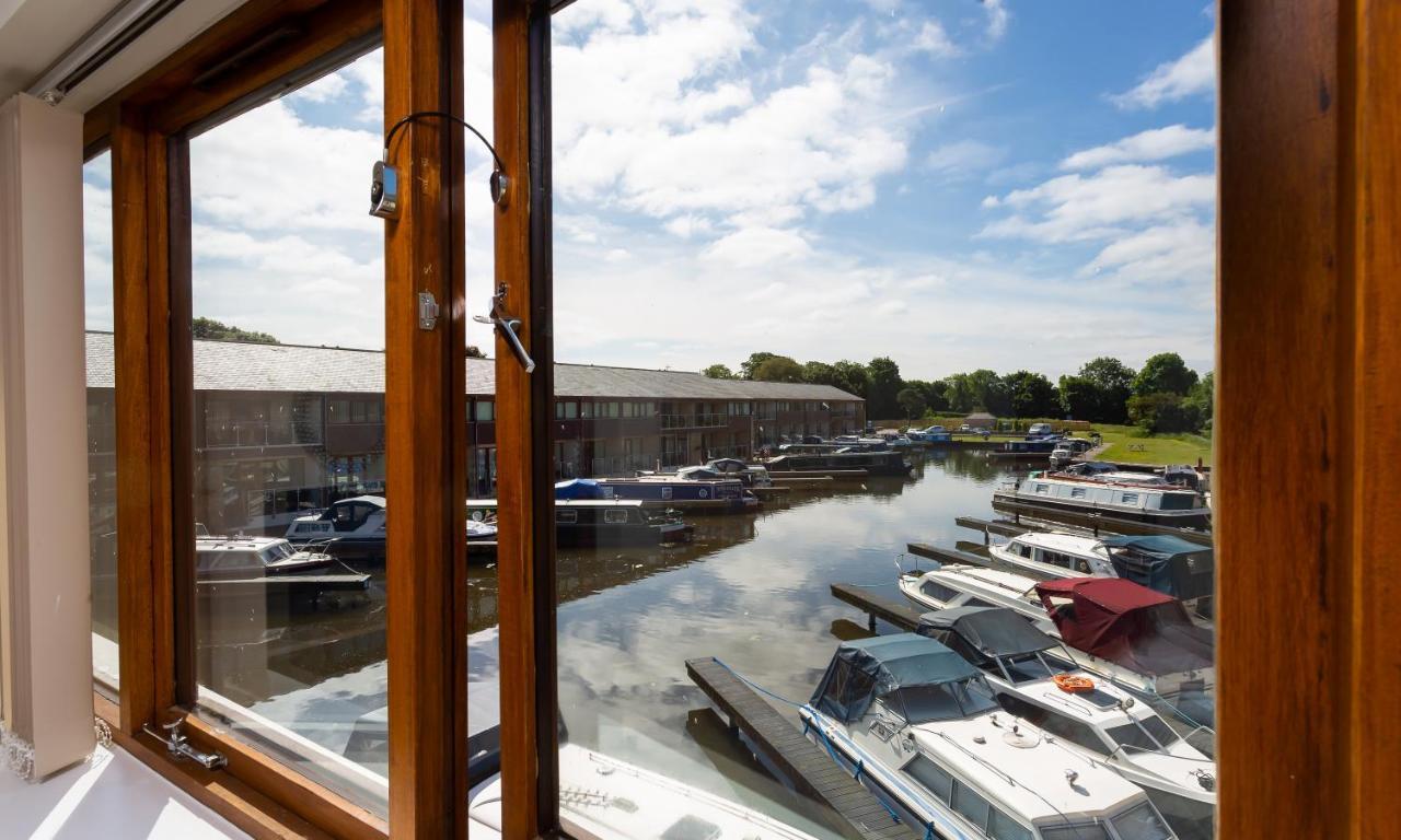 Tewitfield Marina Leilighet Carnforth Eksteriør bilde